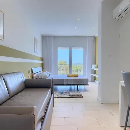 Debora Prázdninový dům *