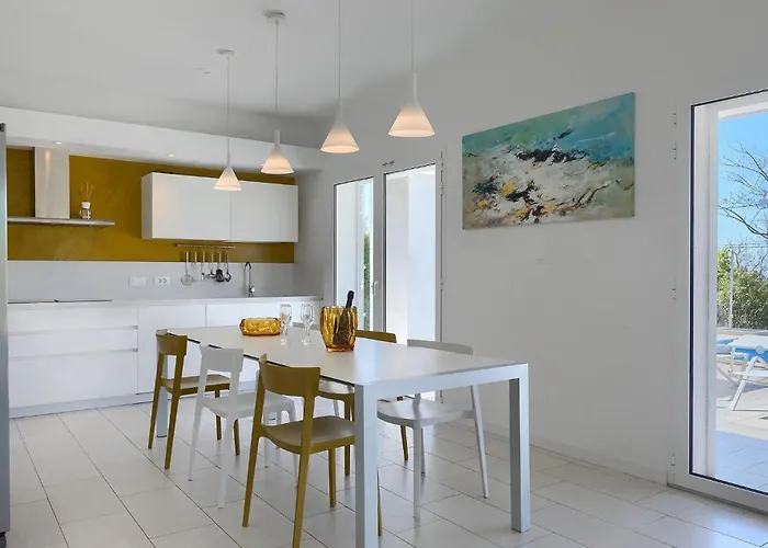 Debora Holiday home Valhova