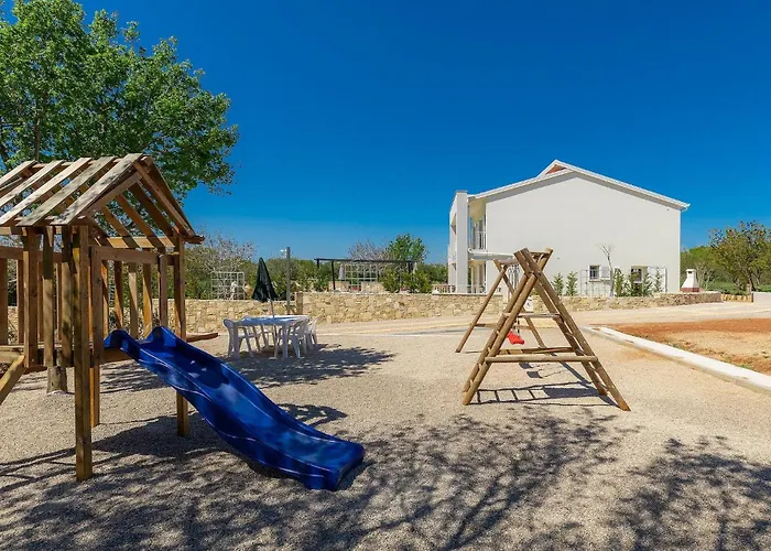 Debora Holiday home Valhova